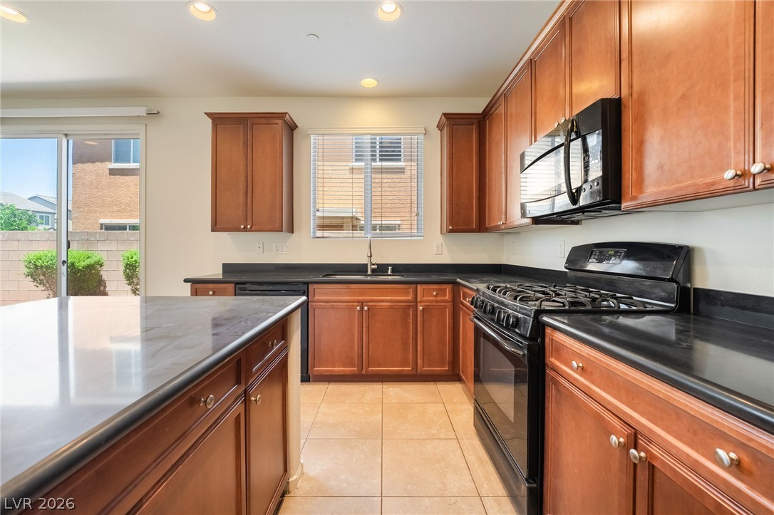 3634 Vino Rosso Avenue