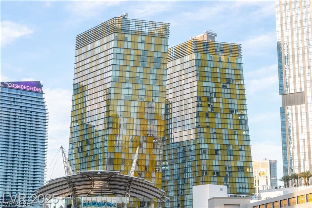 3726 Las Vegas Boulevard 2702