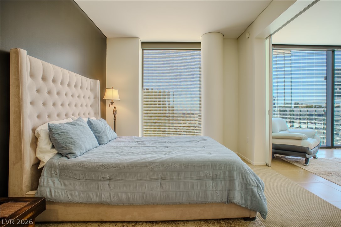 3726 Las Vegas Boulevard 2702