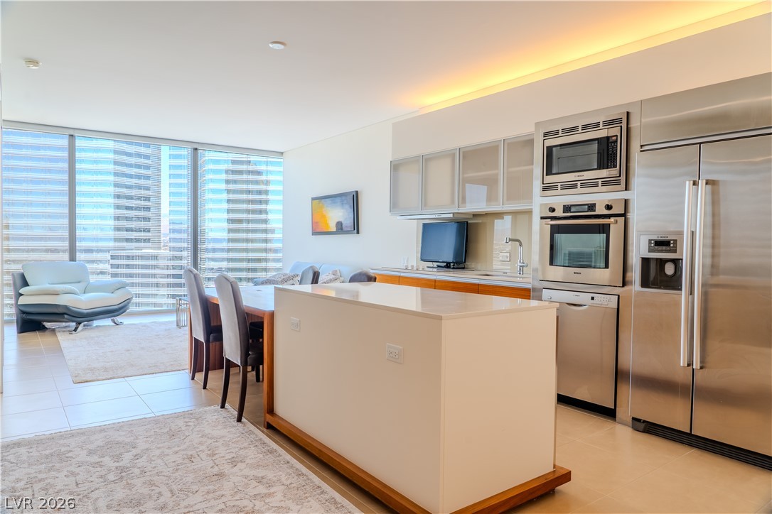 3726 Las Vegas Boulevard 2702