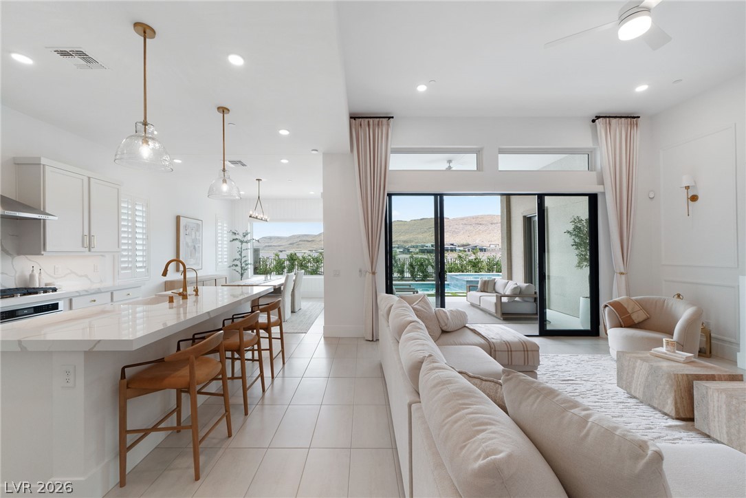 11115 Rolling Vista Drive