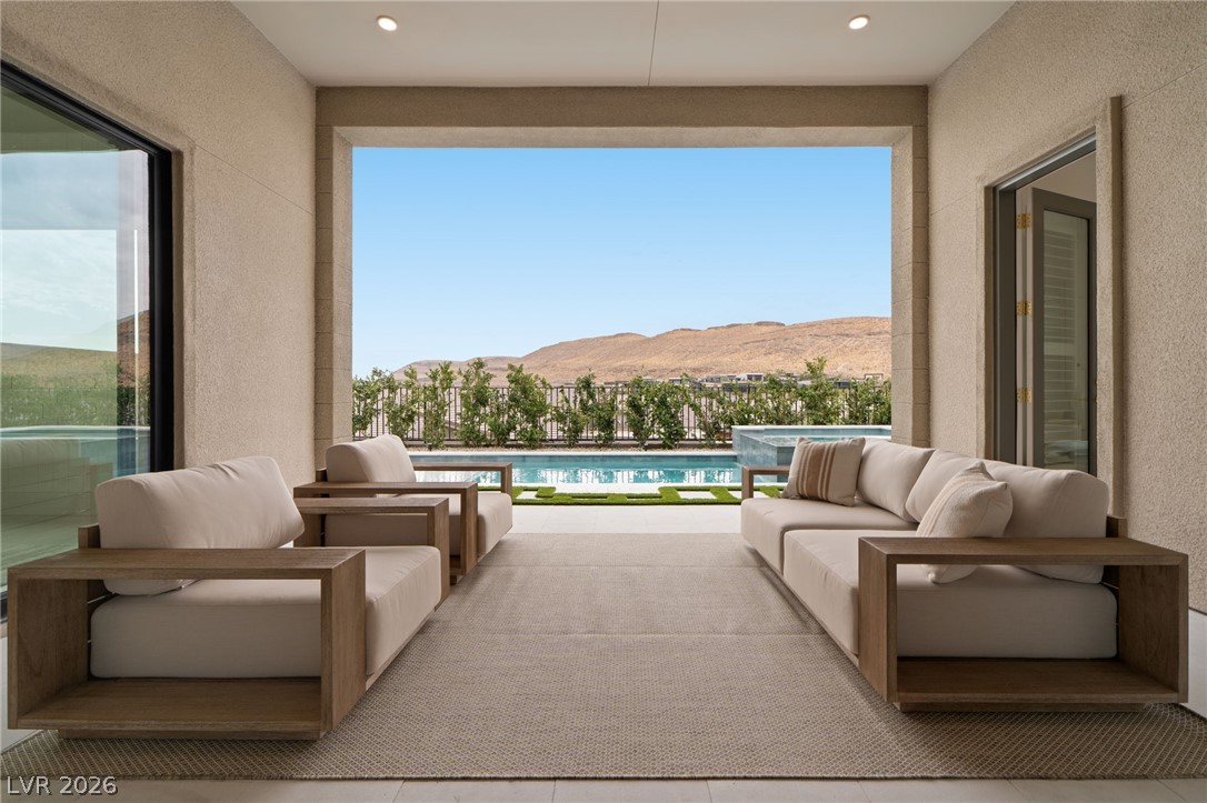 11115 Rolling Vista Drive