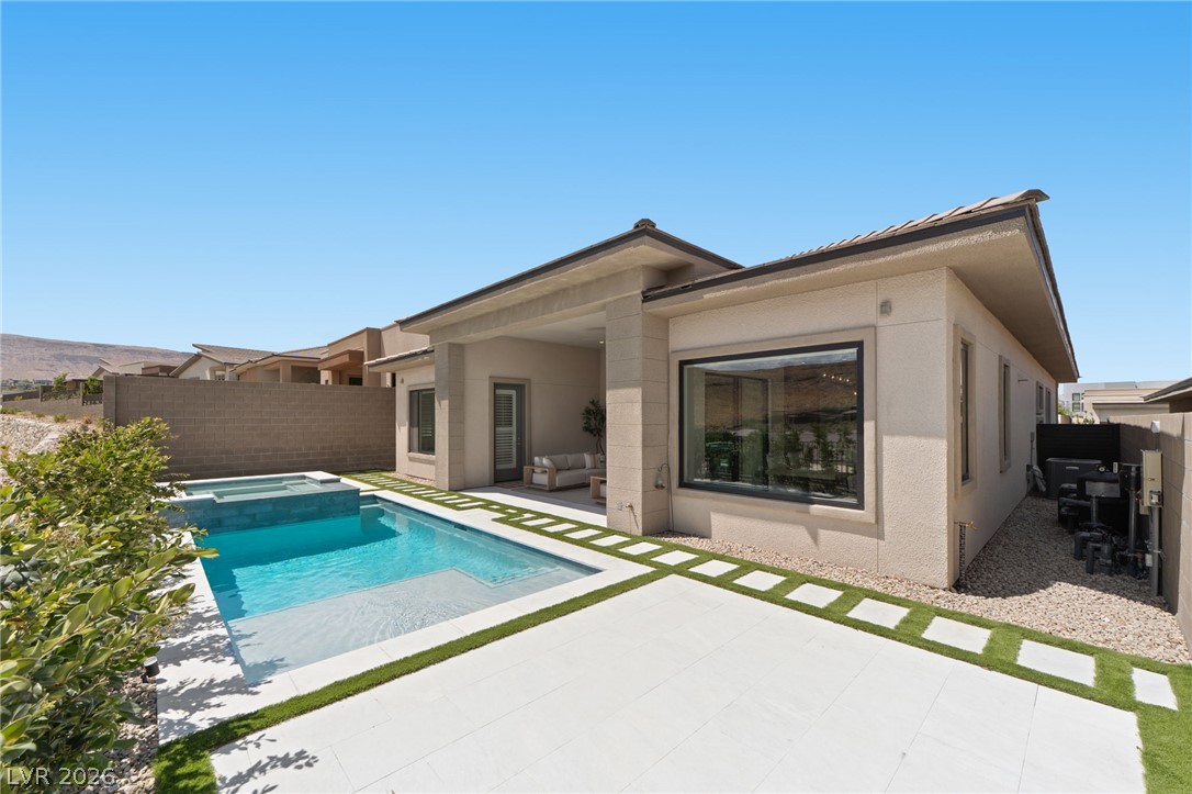 11115 Rolling Vista Drive
