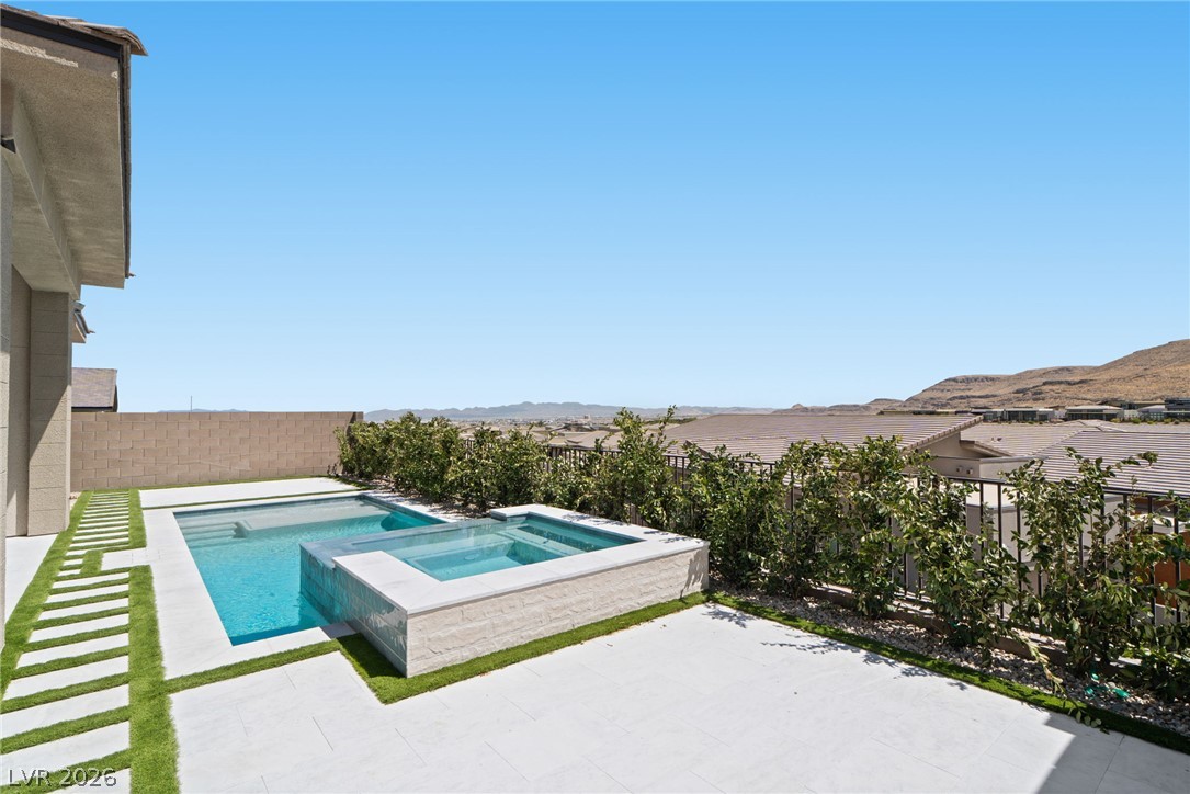 11115 Rolling Vista Drive