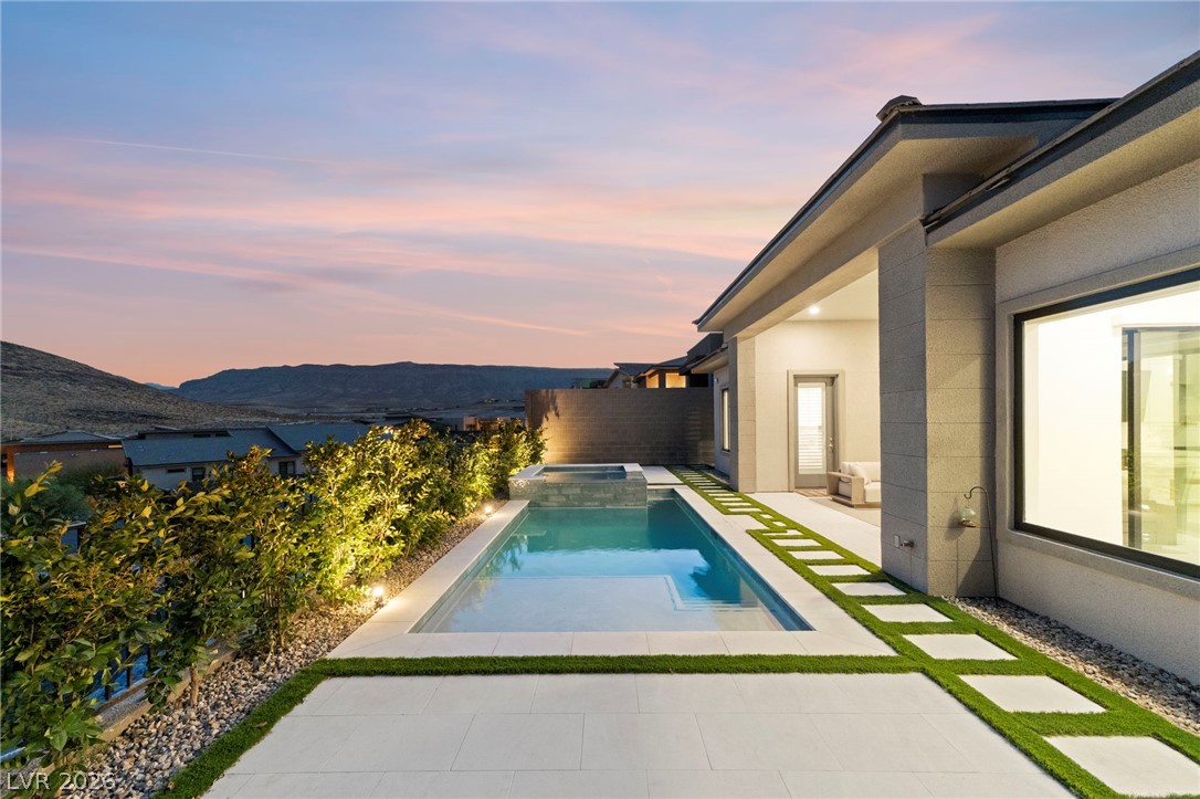 11115 Rolling Vista Drive