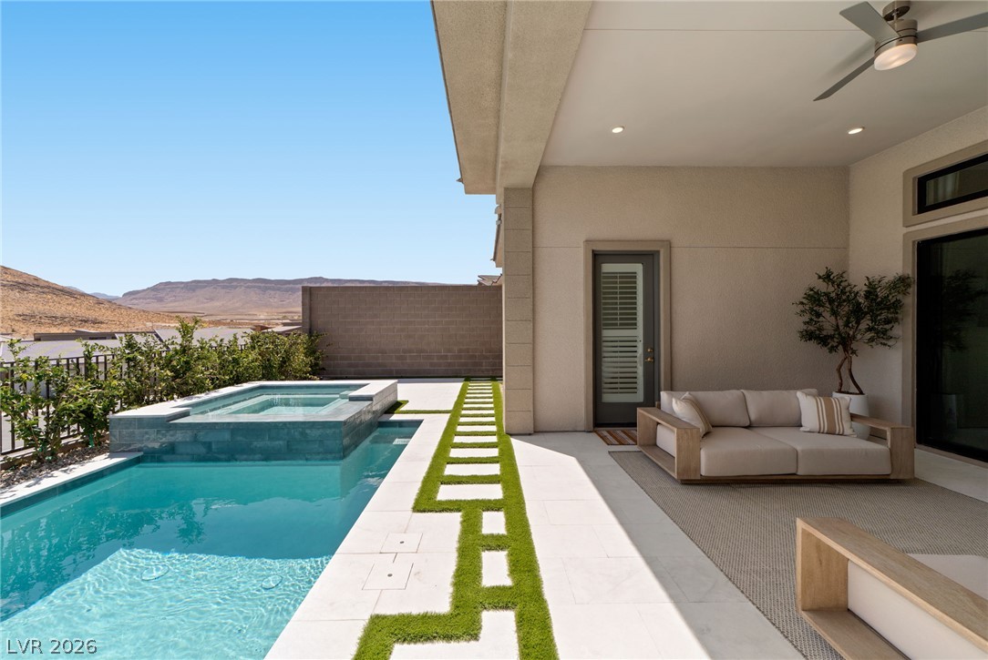 11115 Rolling Vista Drive