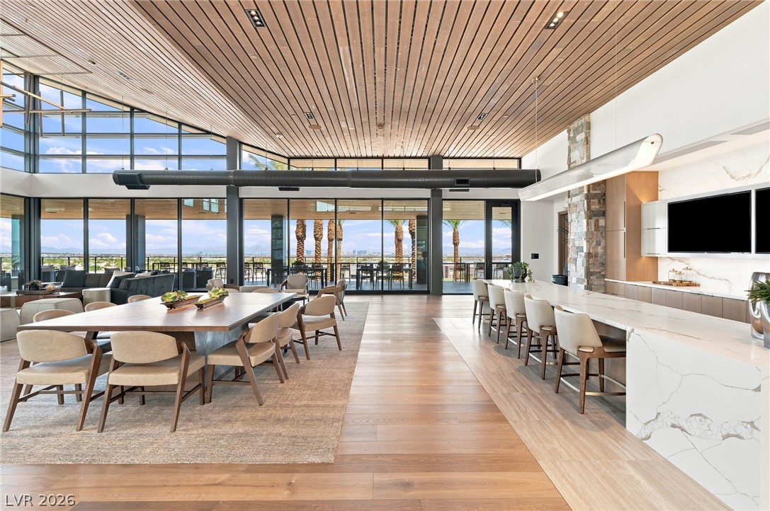 11115 Rolling Vista Drive