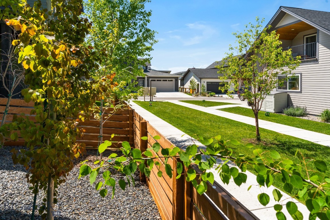 5429 Vaughn Drive