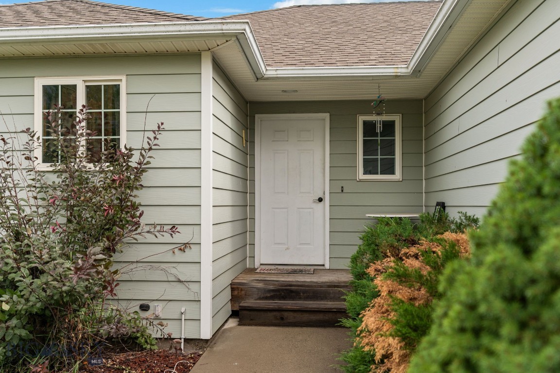 70 Pebble Brook Lane