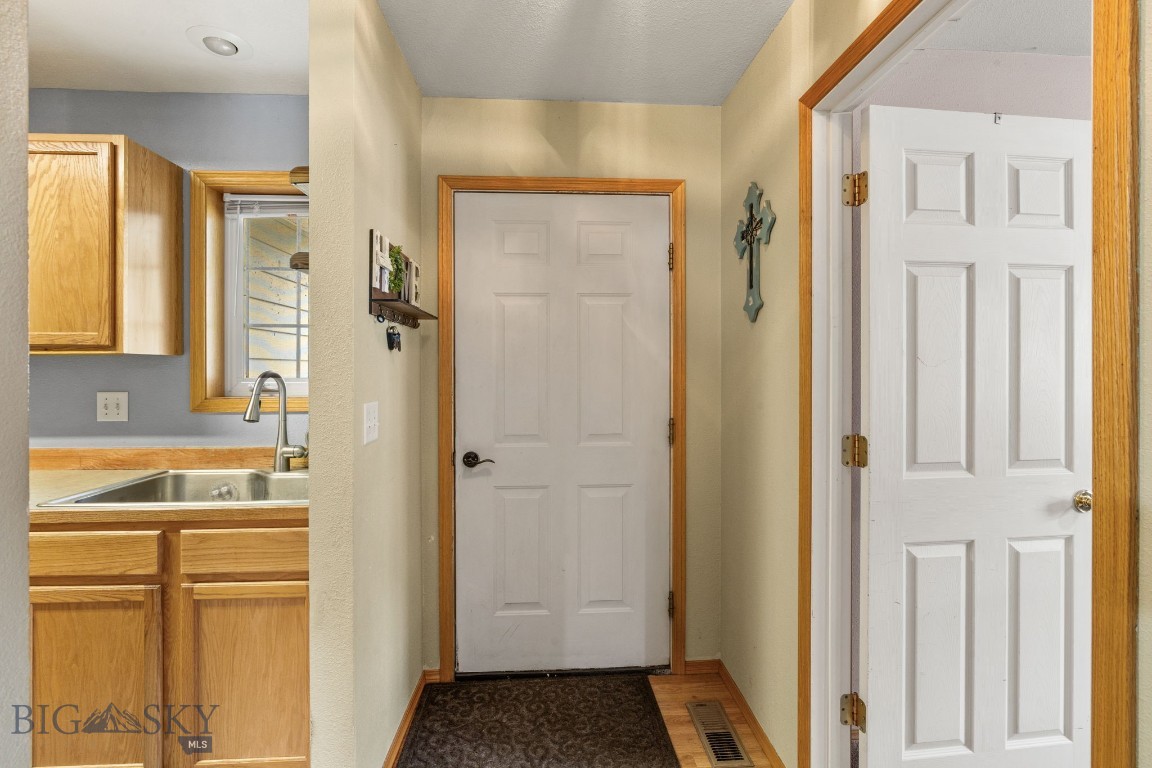 70 Pebble Brook Lane