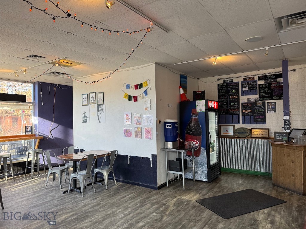 815 W College Street A