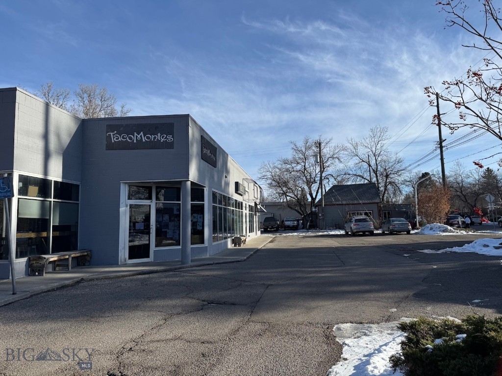 815 W College Street A