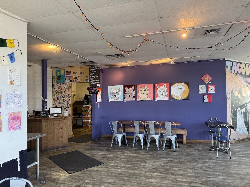 815 W College Street A