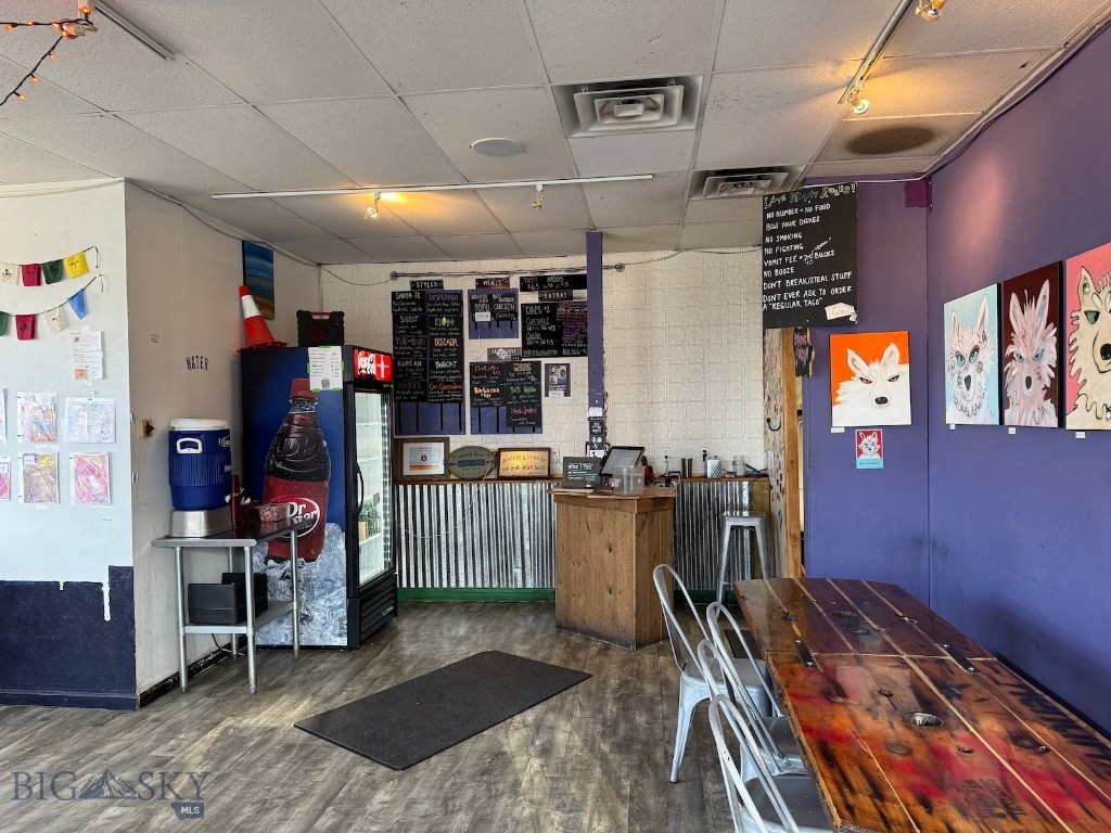 815 W College Street A