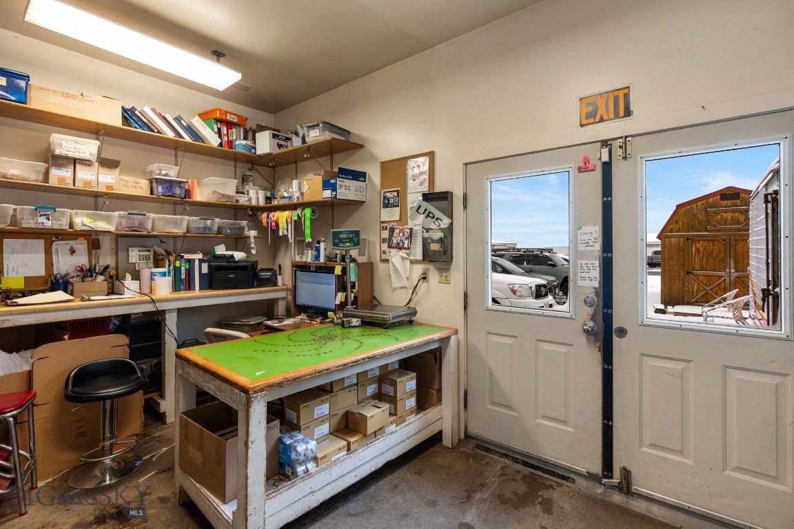 6410 Jackrabbit Lane