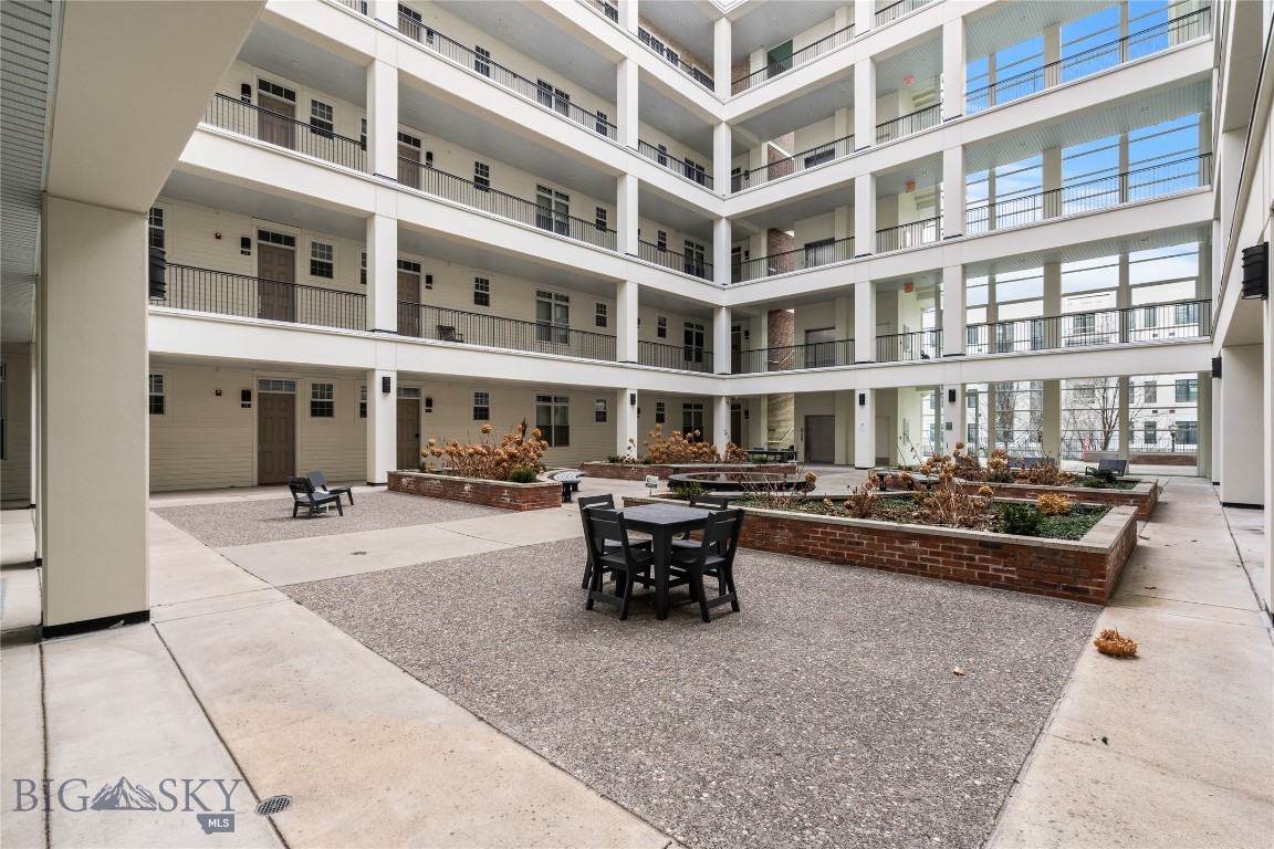 140 Village Crossing Way 2G