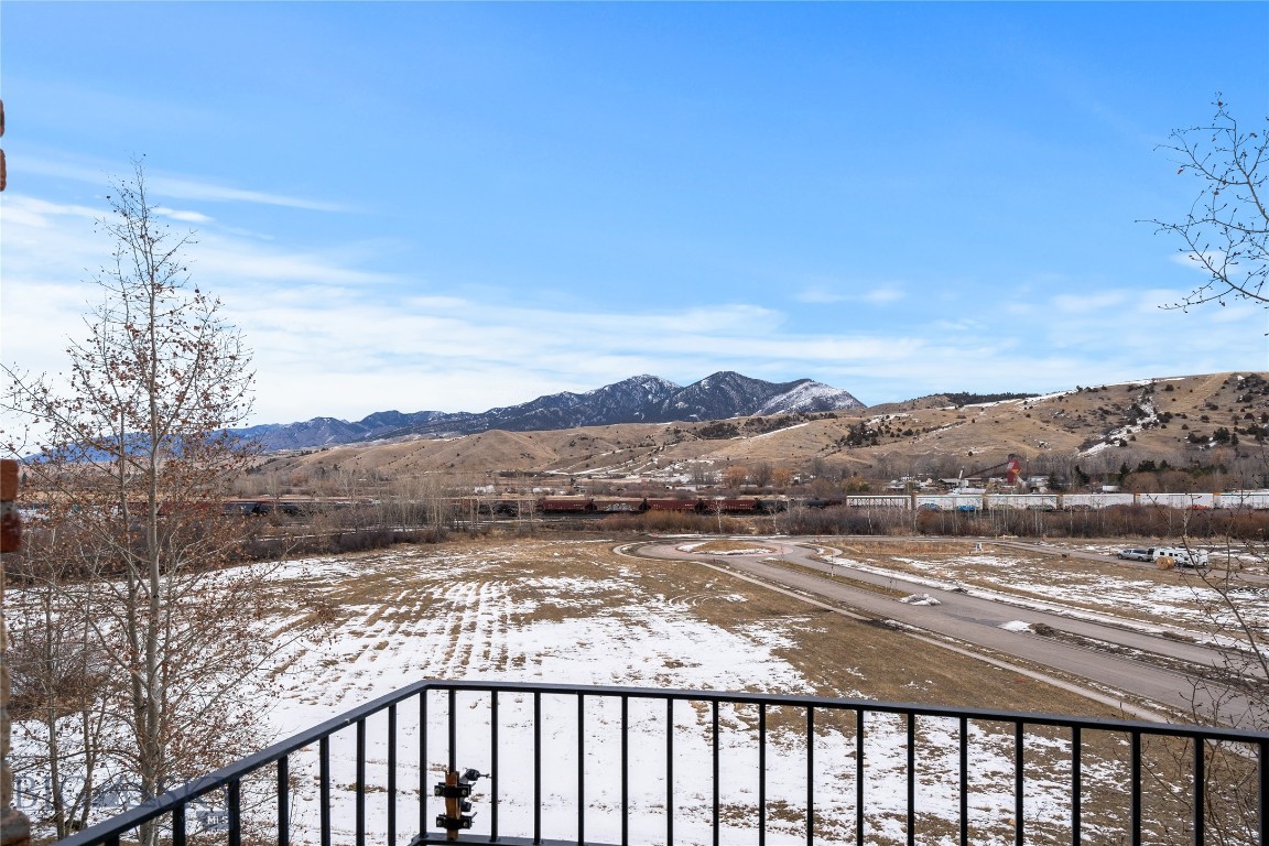 140 Village Crossing Way 2G