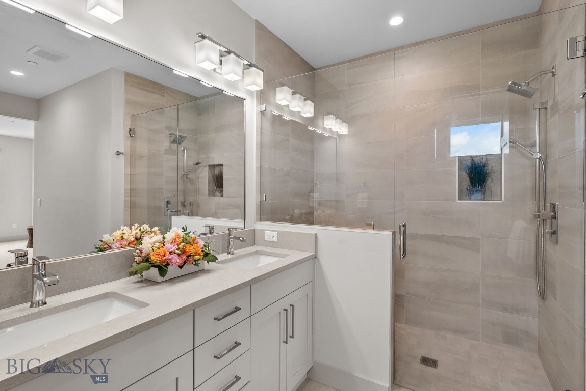 10 Caymus Lane A