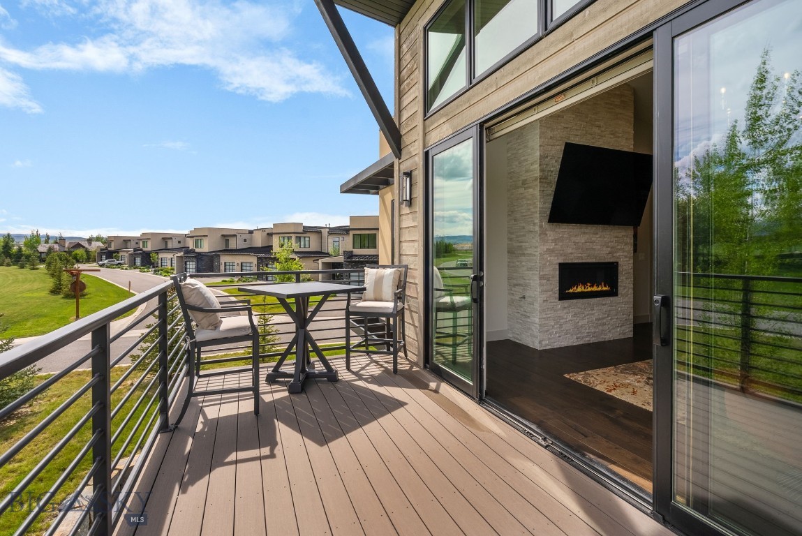10 Caymus Lane A
