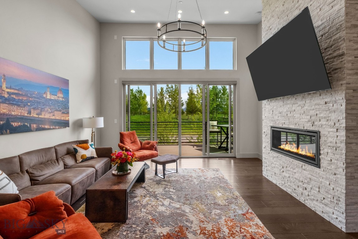 10 Caymus Lane A