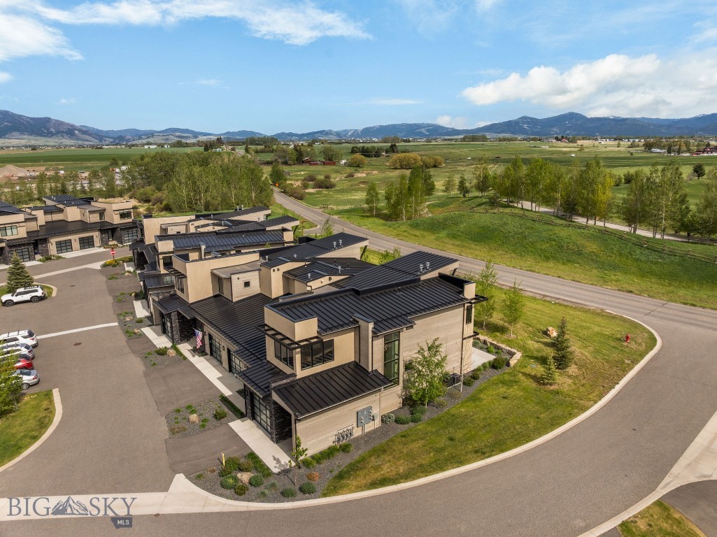 10 Caymus Lane A