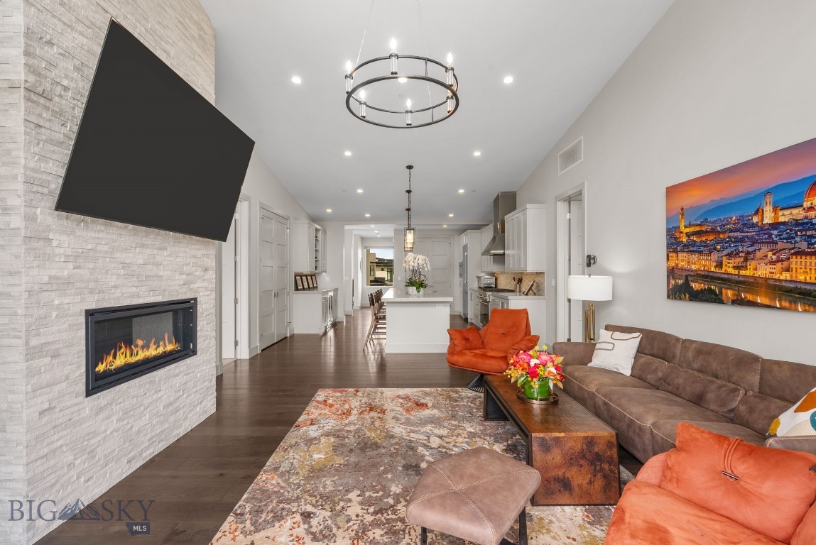 10 Caymus Lane A