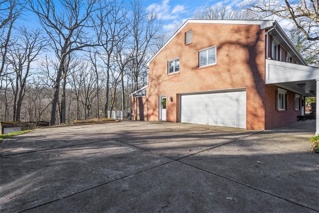 2286 Sylvan Drive