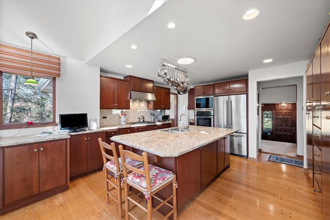 2286 Sylvan Drive