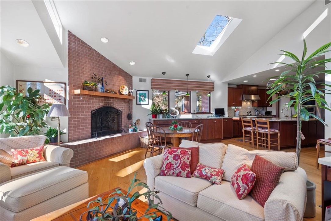 2286 Sylvan Drive