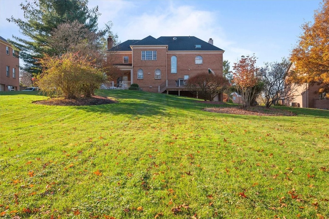 3115 Henrich Farm Ln