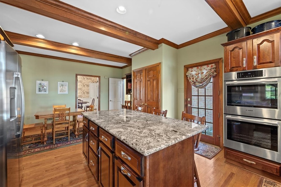 3115 Henrich Farm Ln