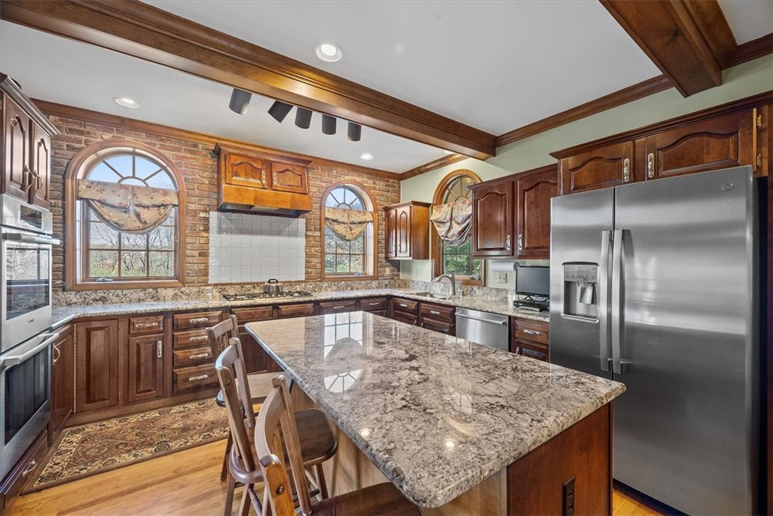 3115 Henrich Farm Ln