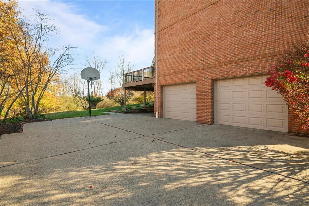 3115 Henrich Farm Ln
