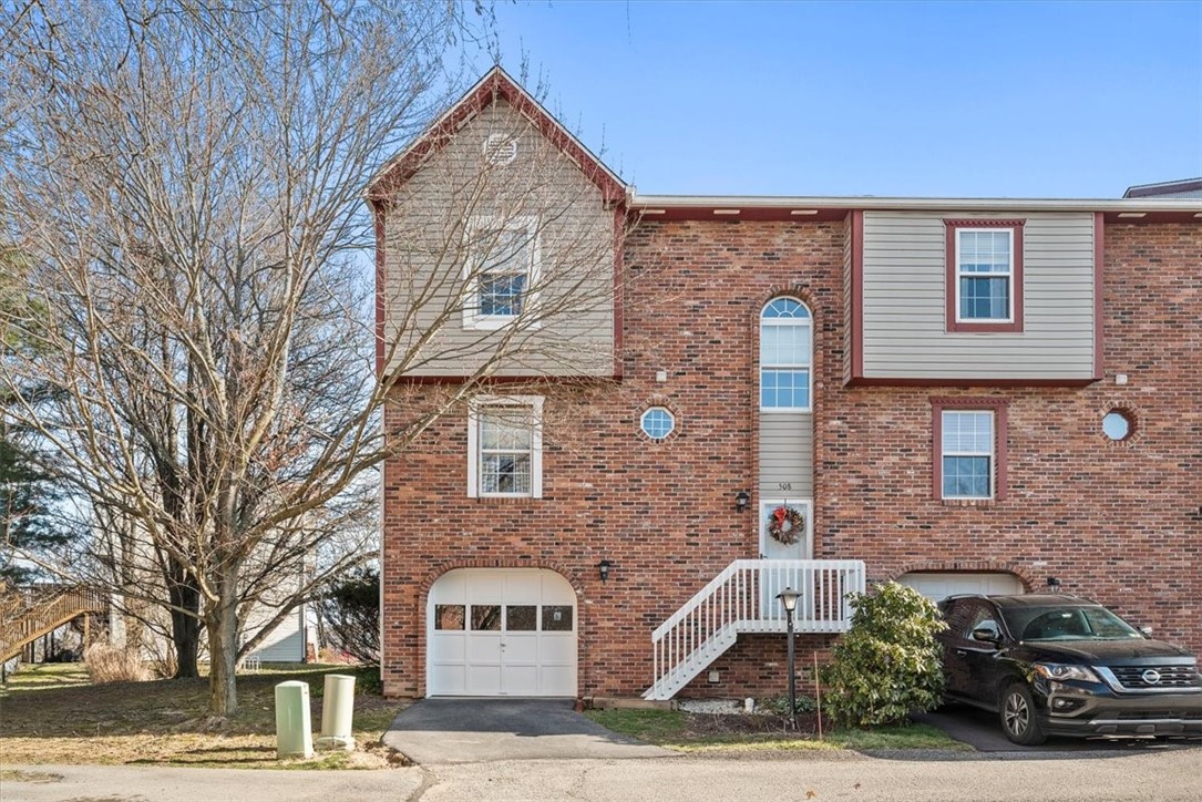 508 Carters Grove Drive