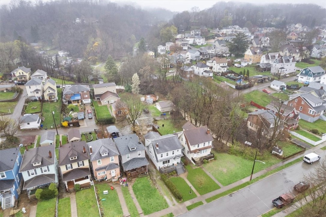 1432 Ridge Ave