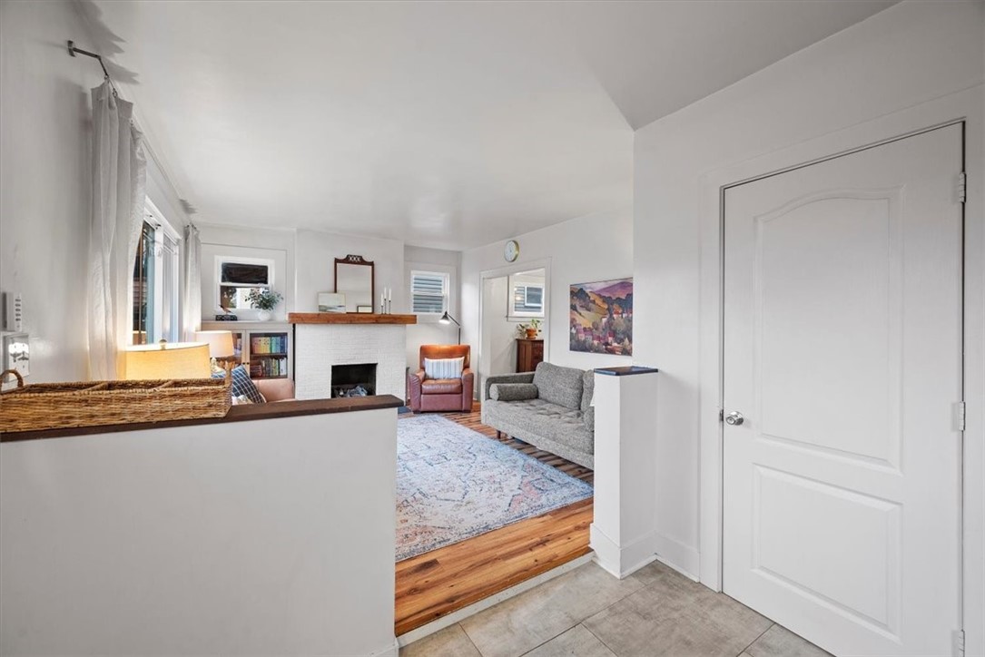 1432 Ridge Ave