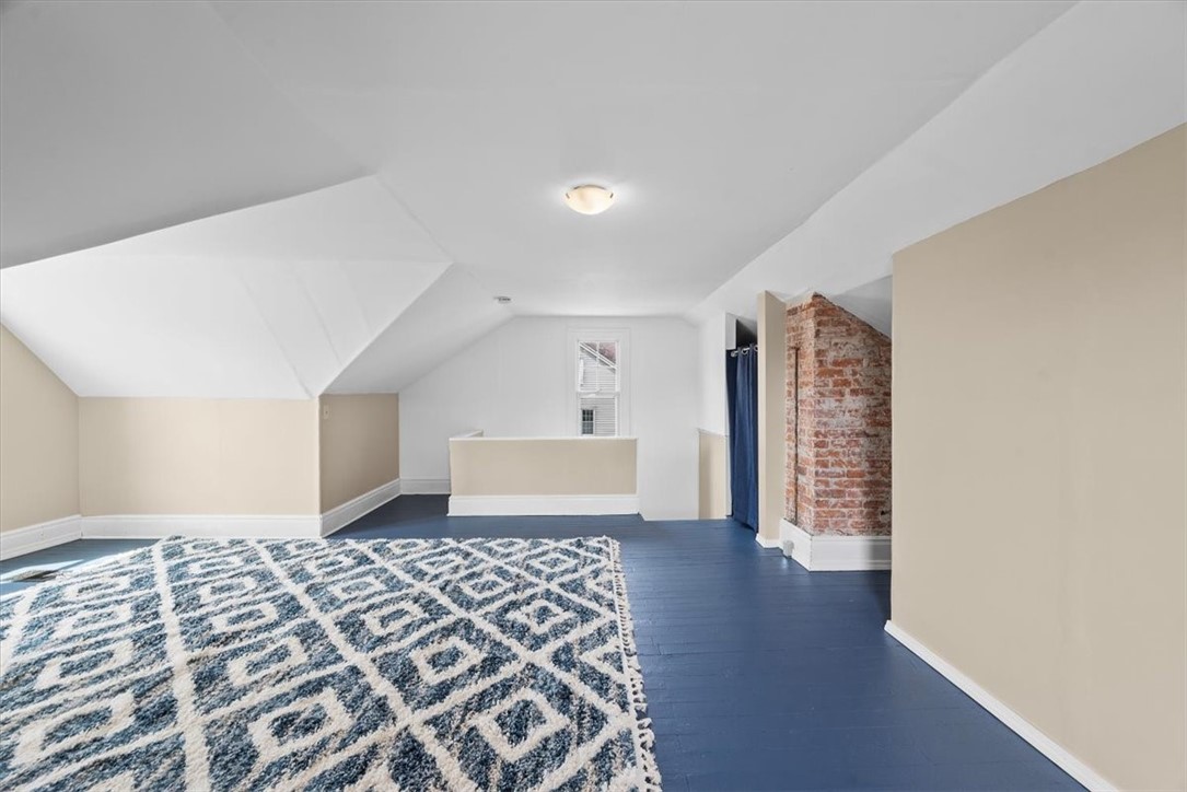 27 E Forest Avenue