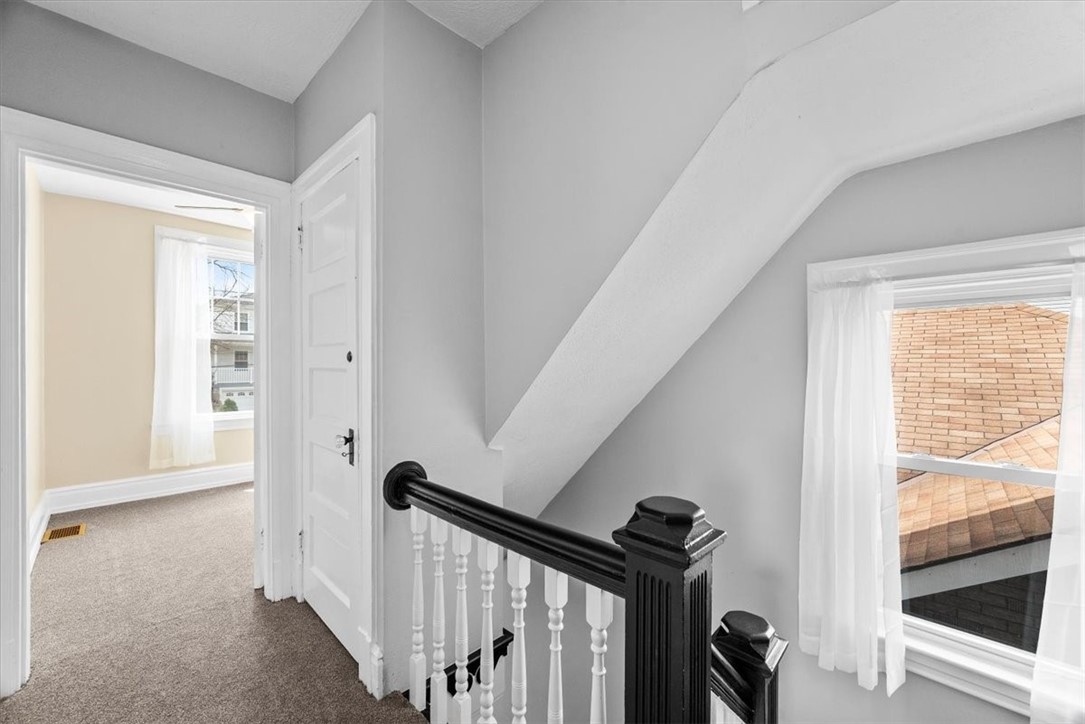 27 E Forest Avenue
