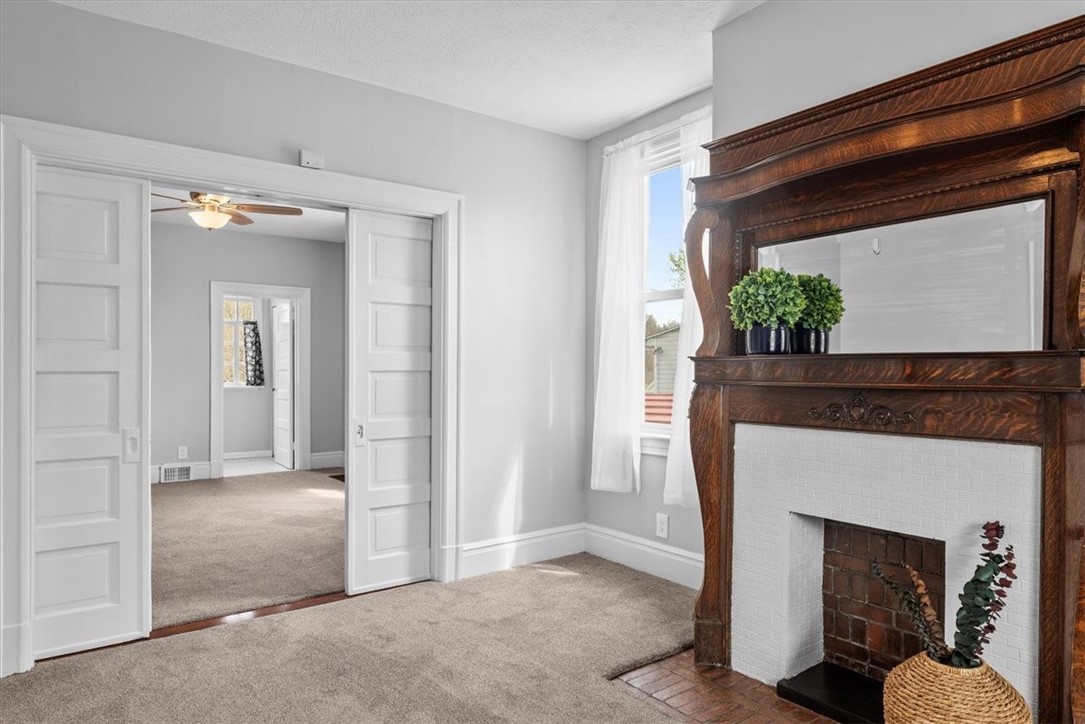 27 E Forest Avenue
