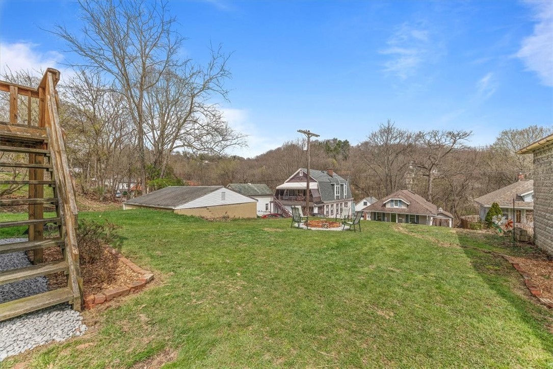 27 E Forest Avenue
