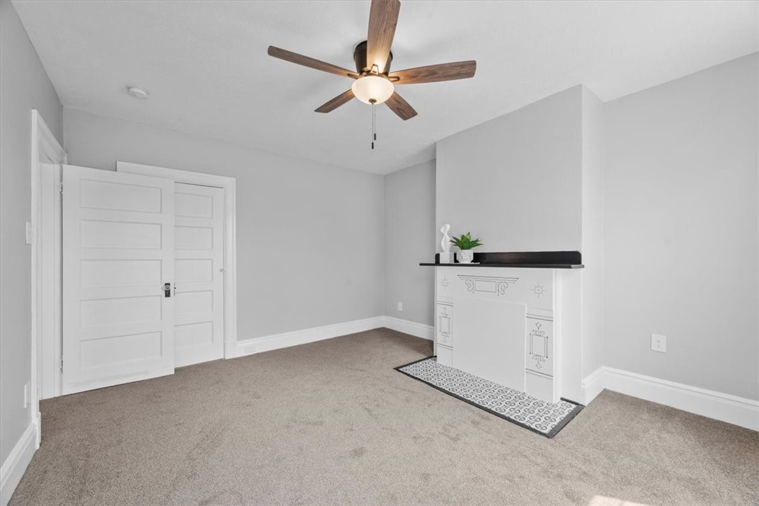 27 E Forest Avenue