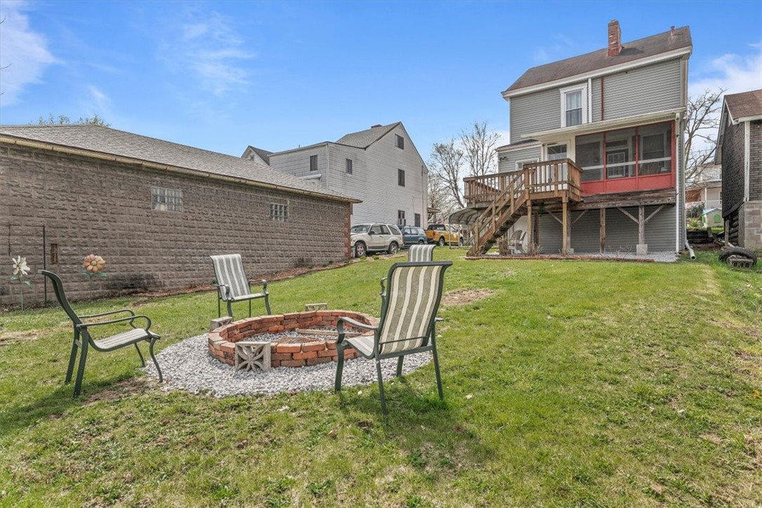 27 E Forest Avenue