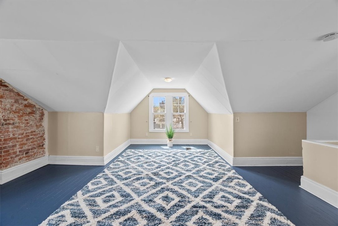 27 E Forest Avenue