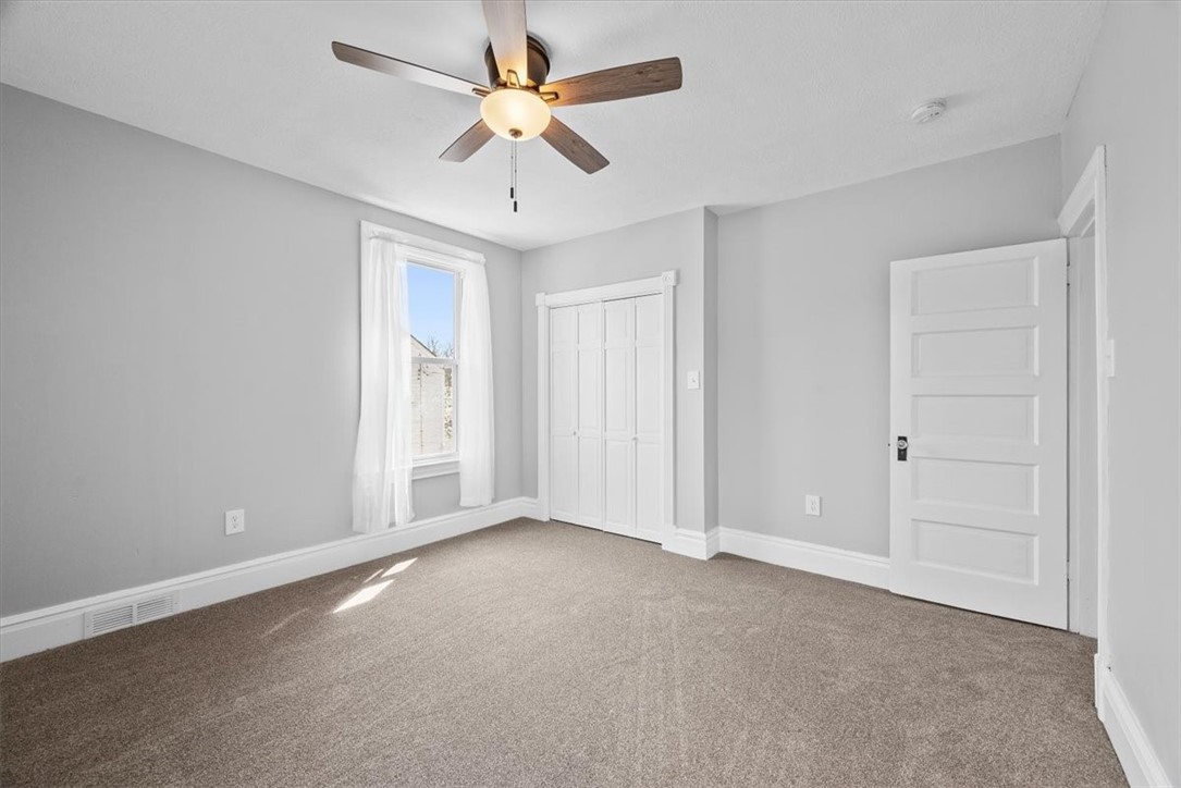 27 E Forest Avenue
