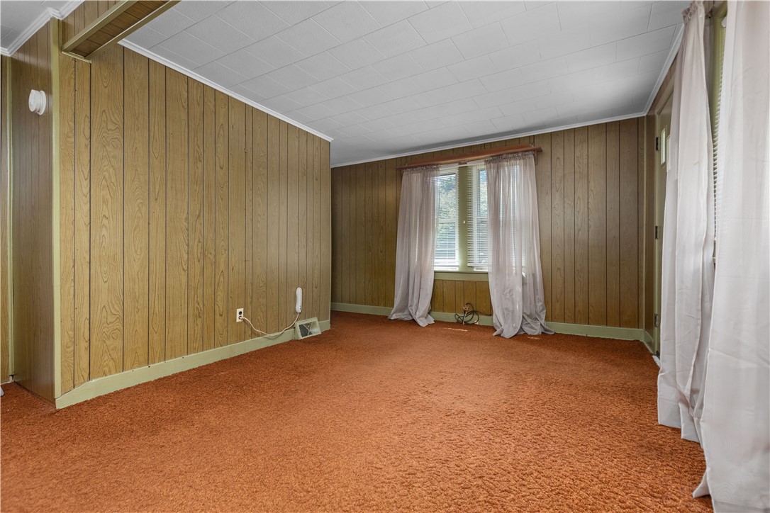 1075 Warrendale Bayne Rd