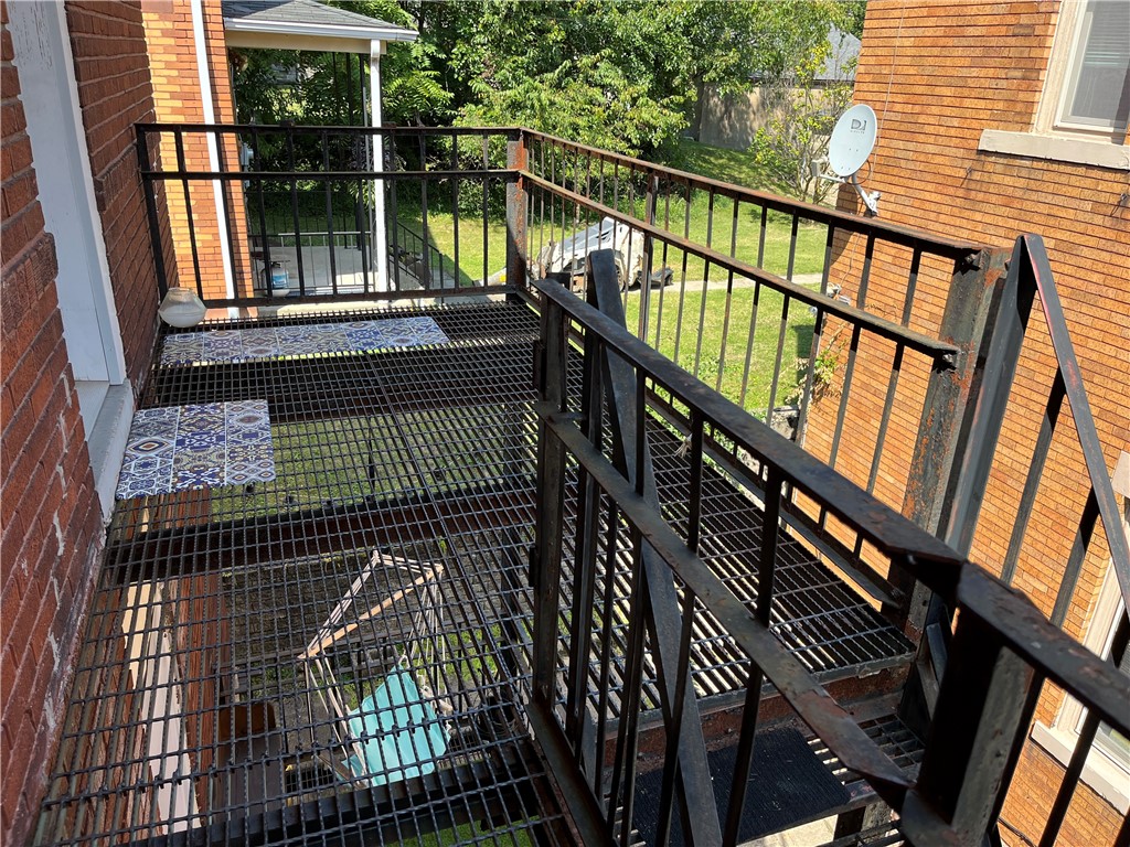 400 Orchard Ave 4
