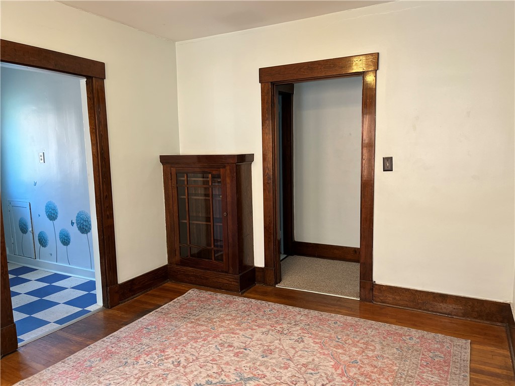 400 Orchard Ave 4