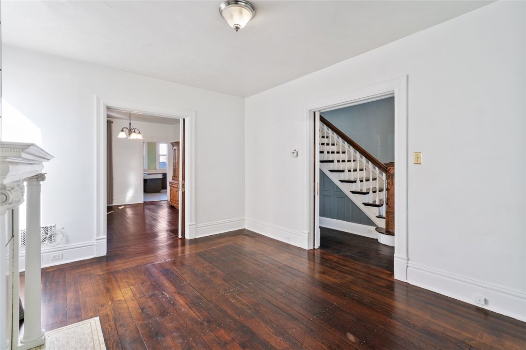 73 Mcmunn Ave