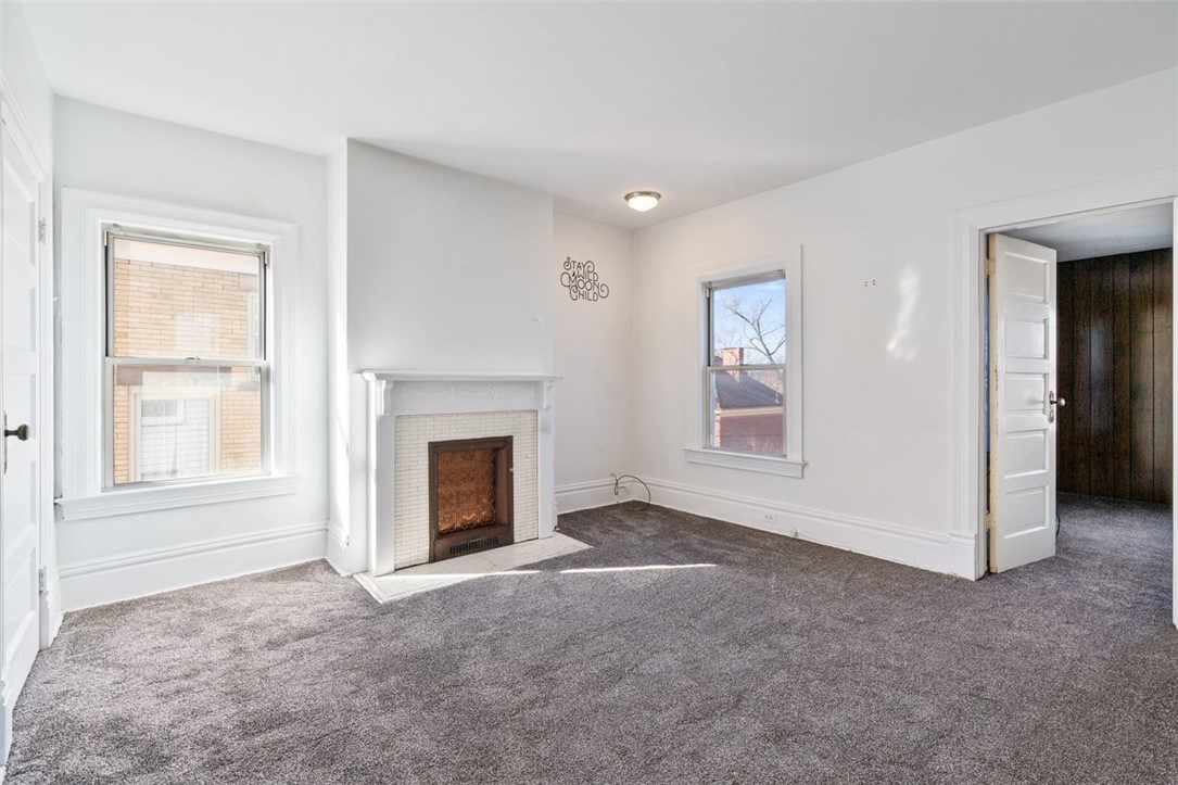73 Mcmunn Ave
