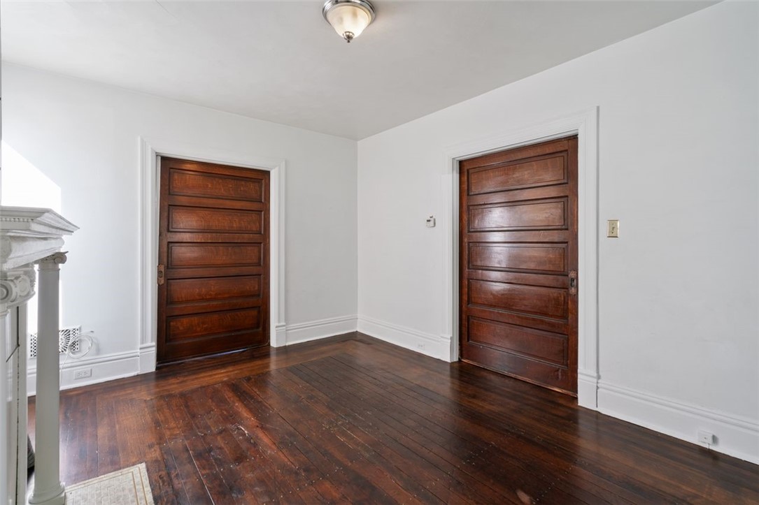 73 Mcmunn Ave